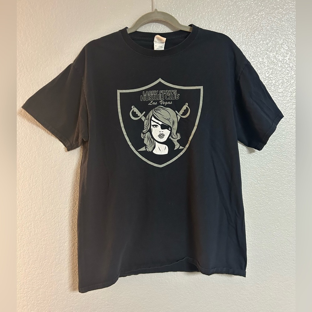 Women black gray graphic T-shirt size large
